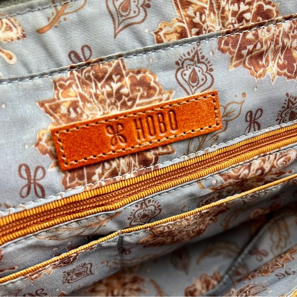 HOBO International Friar Taupe Gray Polished Leather Shoulder Bag - Picture 8 of 9